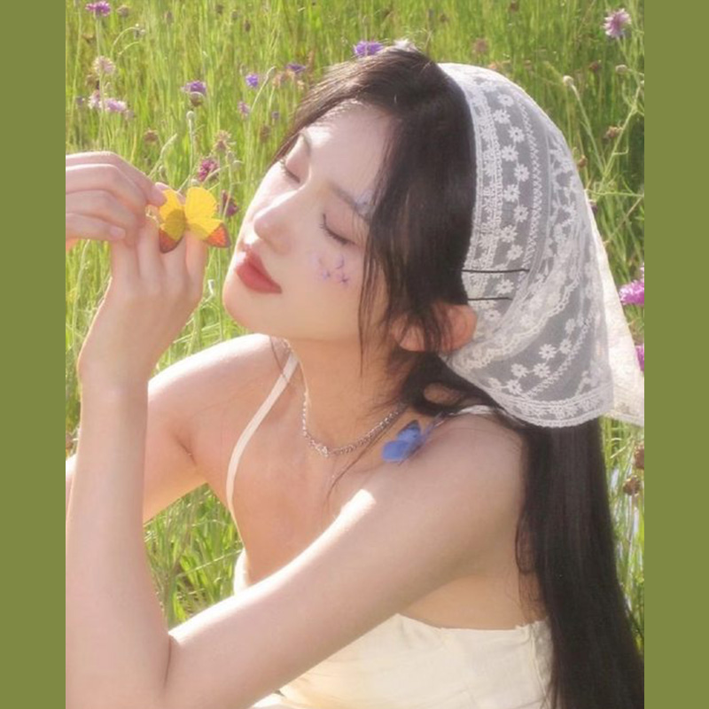 White Woven Floral Lace Hair S - огляд і ціна Photography Triangle