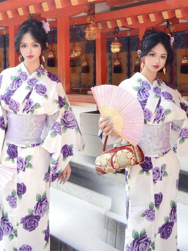 Traditional Japanese Kimono St - огляд і ціна Photography Online