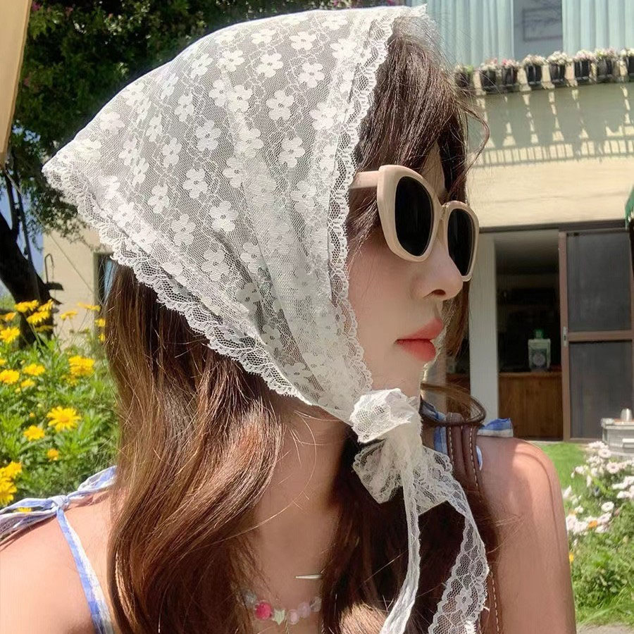 1PC triangle Lace scarf white  - огляд і ціна Photography Triangle