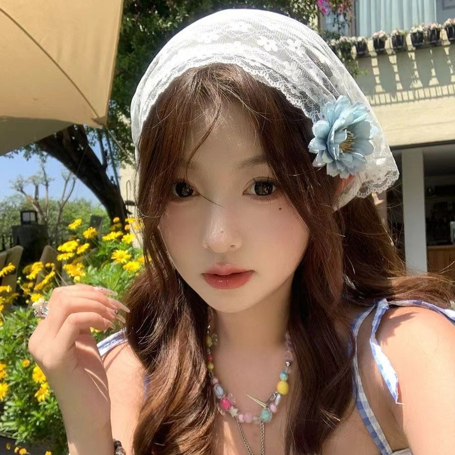 1PC triangle Lace scarf white  - огляд і ціна Photography Triangle